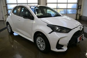 Toyota Yaris IV 2024