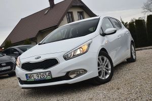 Kia Ceed II Cee'd 1.6 CRDi L 2014