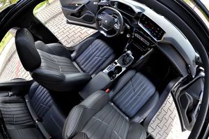 Peugeot 2008 II 1.5 BlueHDi GT S&S 2021
