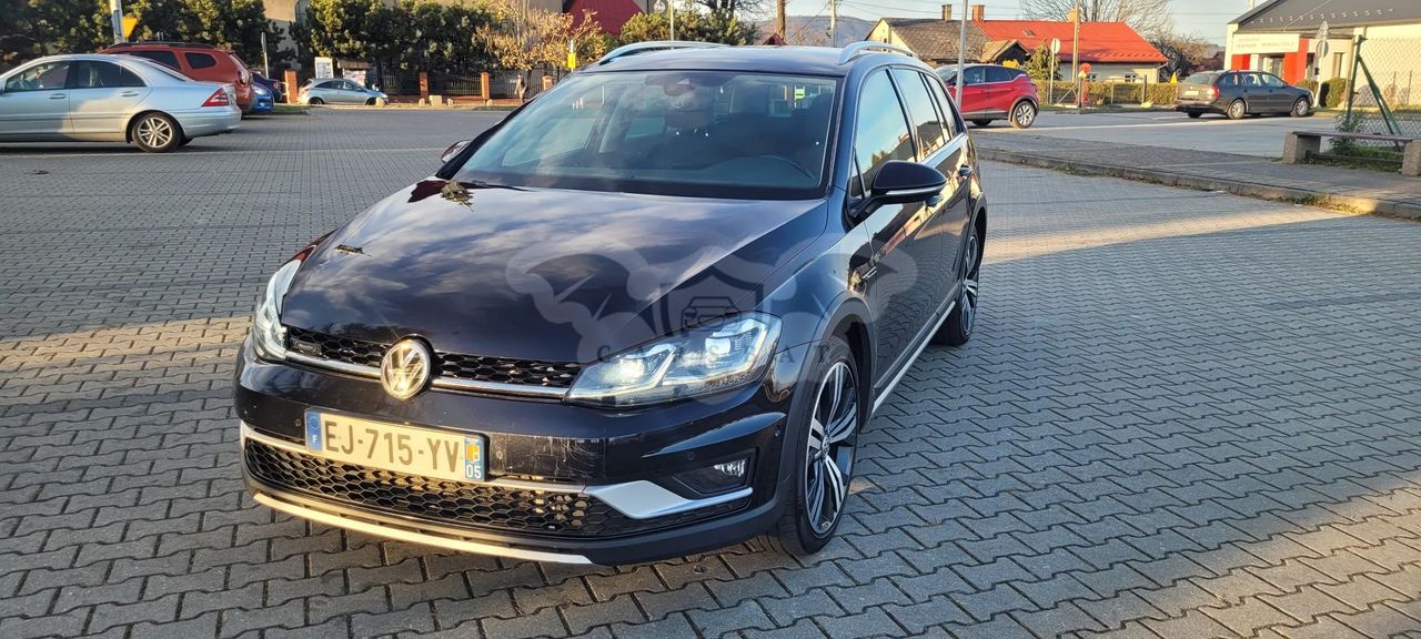 Volkswagen Golf VII Alltrack 2.0 TDI 4Motion (BMT) DSG 2017