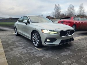 Volvo S60 III T5 AWD Momentum Pro 2020