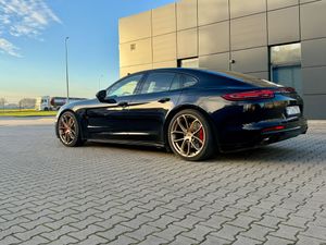Porsche Panamera 2019
