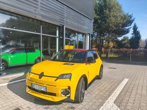 Renault 5 E-Tech 52kWh Comfort Range Iconic Cinq 2025