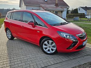 Opel Zafira C 2015