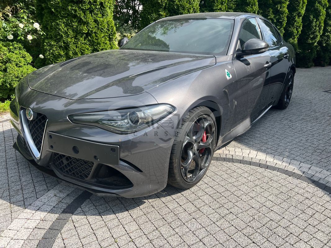 Alfa Romeo Giulia 2.9 V6 Bi-Turbo AT8 Quadrifoglio 2018