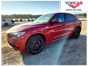 Alfa Romeo Stelvio V6 2.9 Bi-Turbo AT8-Q4 Quadrifoglio Super Sport 2018
