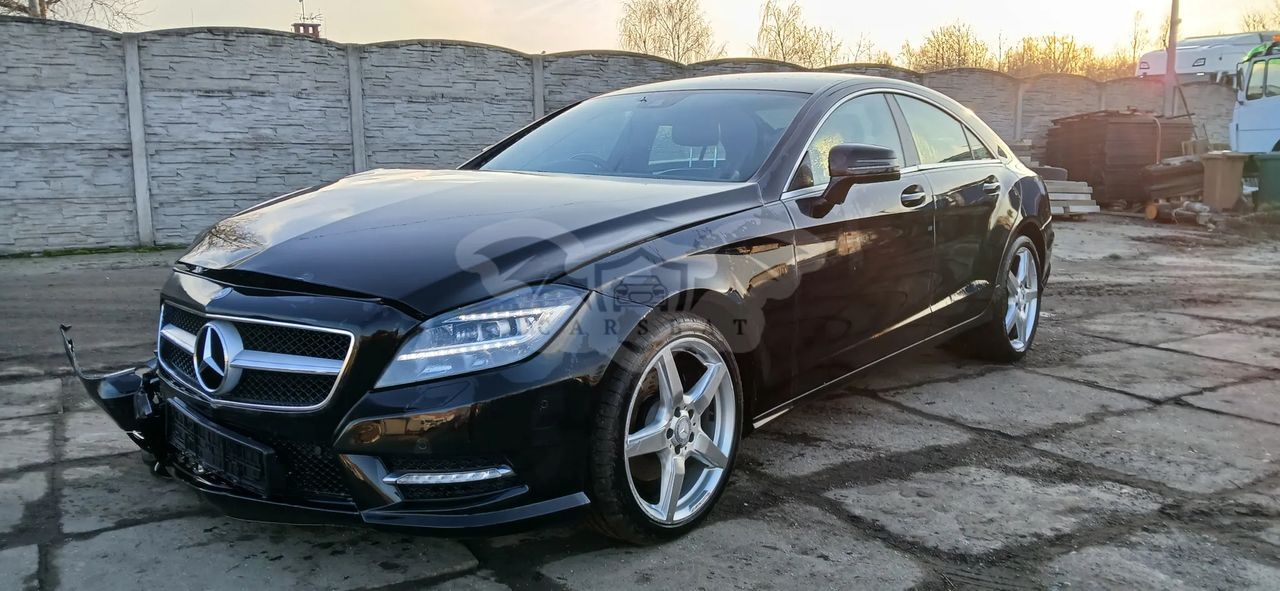 Mercedes-Benz CLS C218 350 CDI DPF 4Matic BlueEFFICIENCY 7G-TRONIC 2012