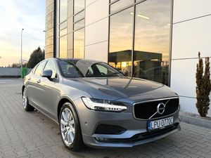 Volvo S90 D4 Momentum 2018