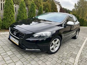 Volvo V40 II D2 Momentum 2013