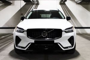 Volvo XC60 II B5 B AWD Ultra Black Edition 2023