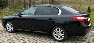 Renault Latitude (SM5) 2.0 dCi Expression 2011