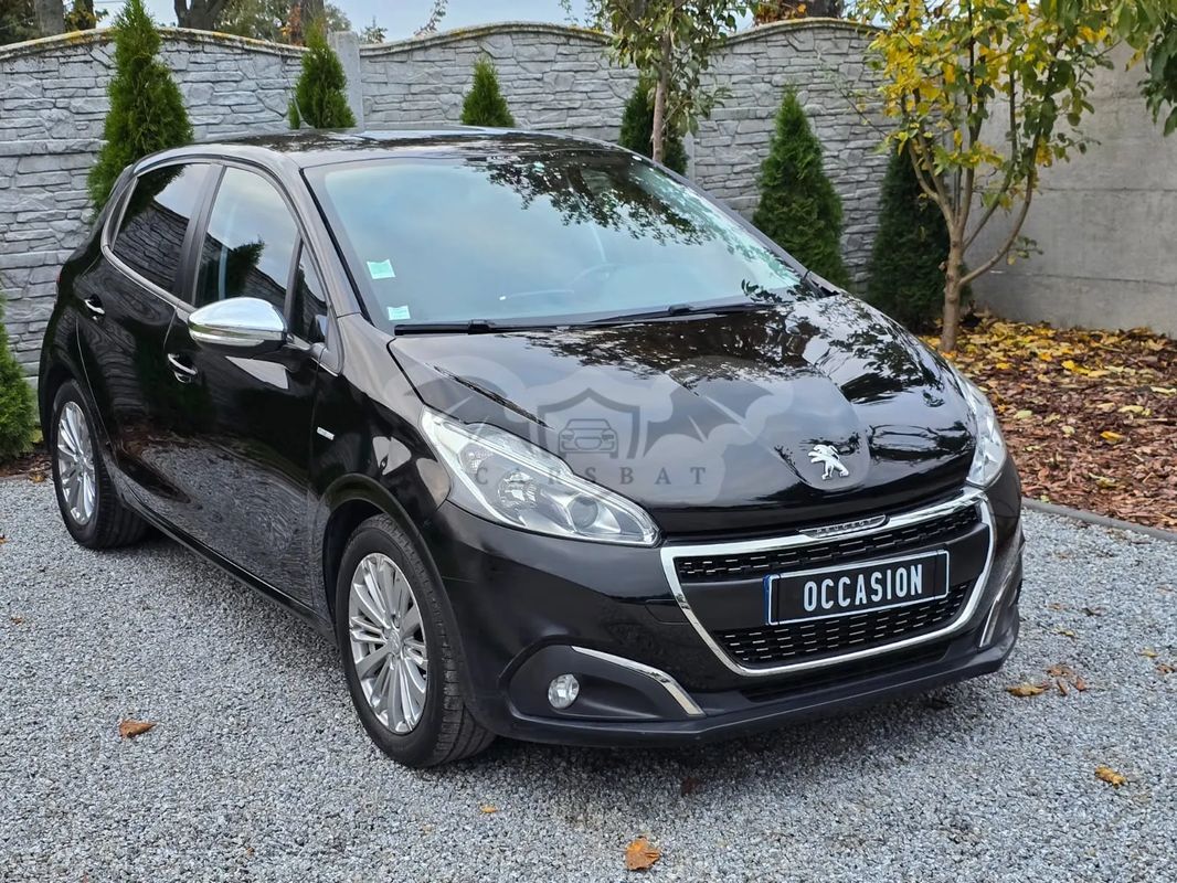 Peugeot 208 I 2015