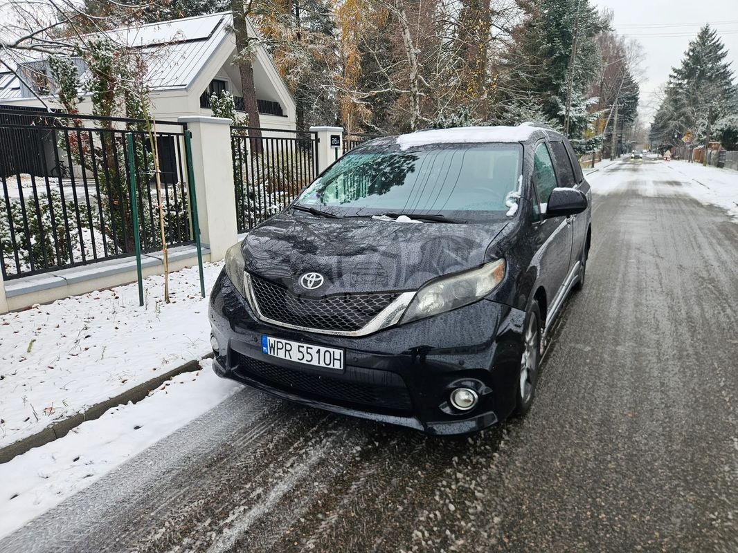 Toyota Sienna 3.5 V6 SE 2015