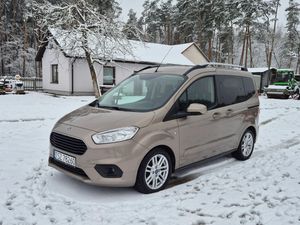 Ford Tourneo Courier 1.5 TDCi Titanium 2022