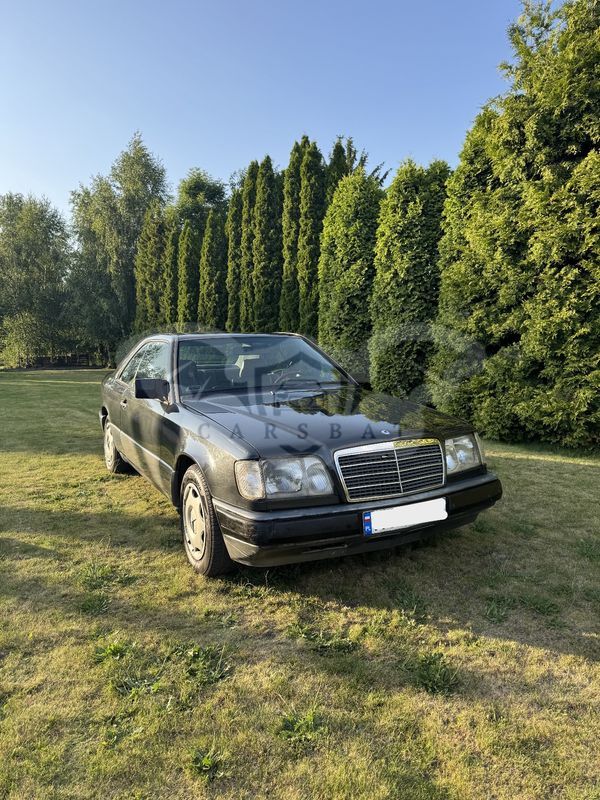 Mercedes-Benz E 1989