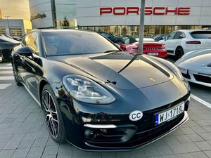 Porsche Panamera 4 E-Hybrid 2022