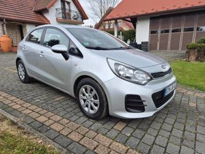 Kia Rio III 1.2 Attract 2015