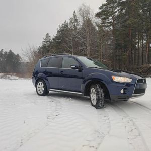 Mitsubishi Outlander II 2.2 DI-D 4WD TC-SST Instyle 2011
