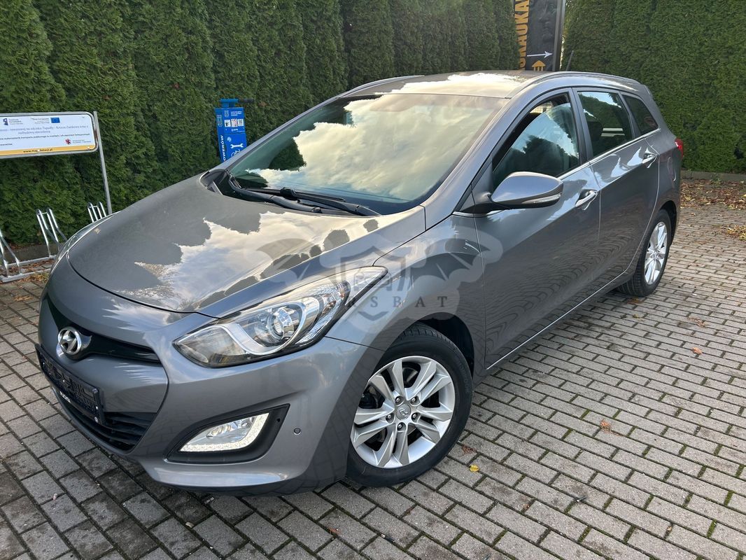Hyundai i30 II 1.6 CRDI Fifa World Cup Edition 2014
