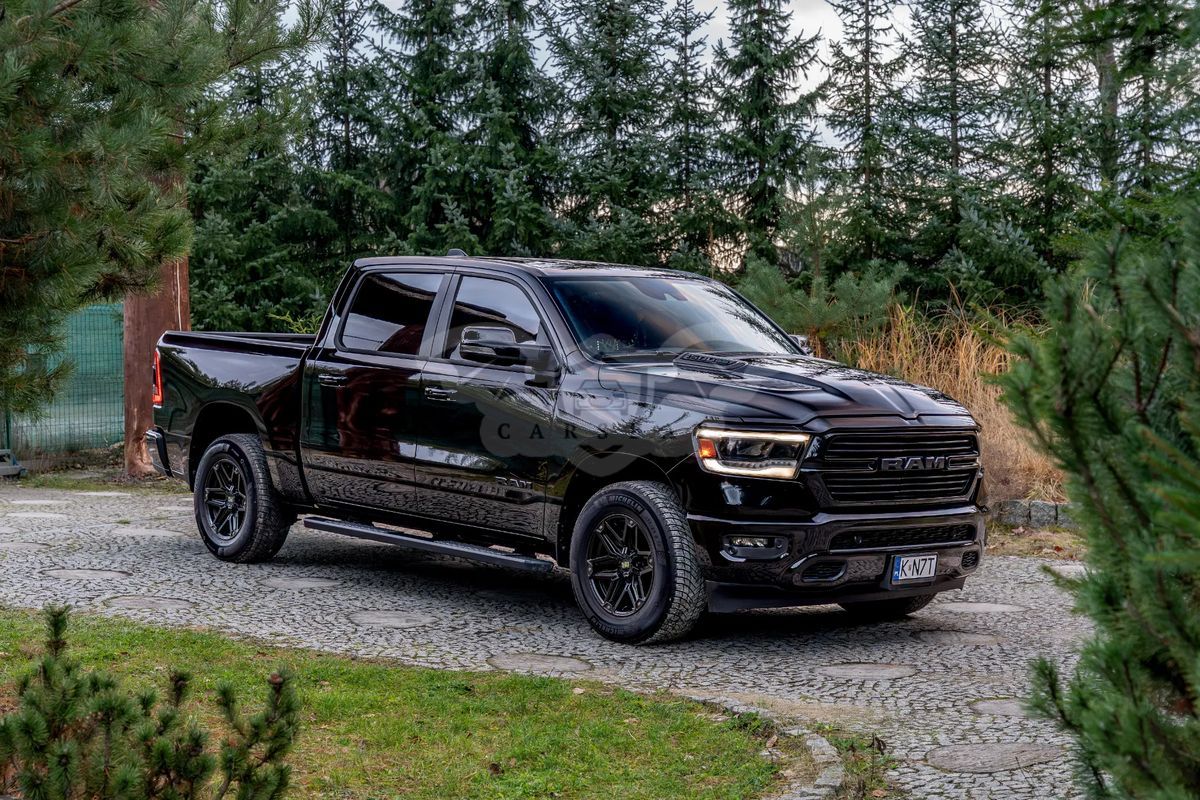 RAM 1500 5.7 Crew Cab Shortbed Bighorn Sport 2022