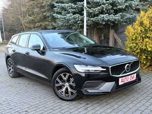 Volvo V60 II B3 B Geartronic Momentum Pro 2022