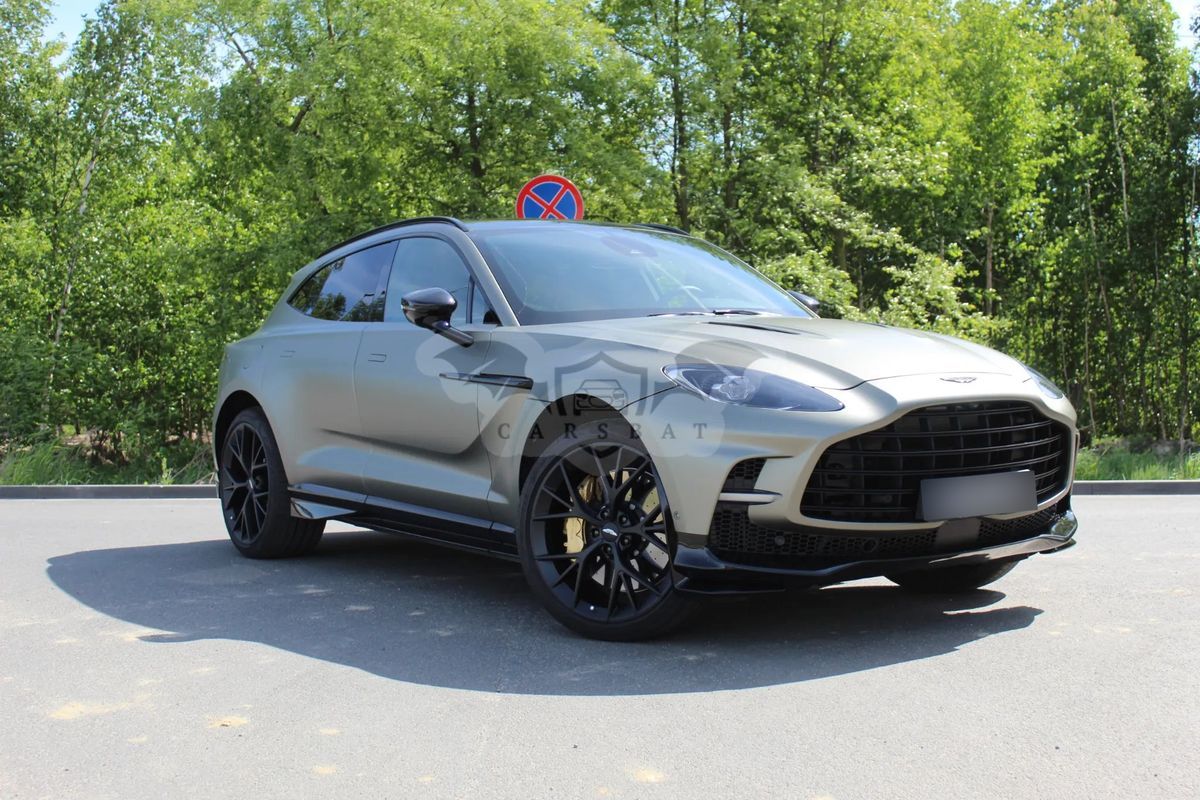 Aston Martin DBX 2024