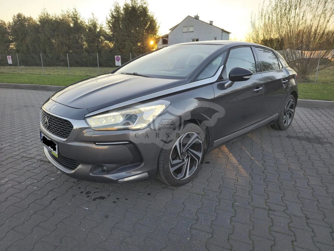 DS DS5 2017