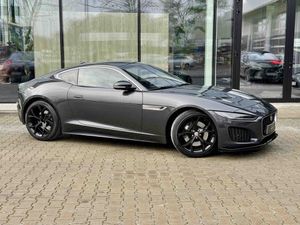 Jaguar F-Type P300 2020