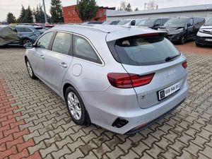 Kia Ceed III 1.5 T-GDI M DCT 2024