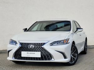 Lexus ES 300h Business Edition 2023