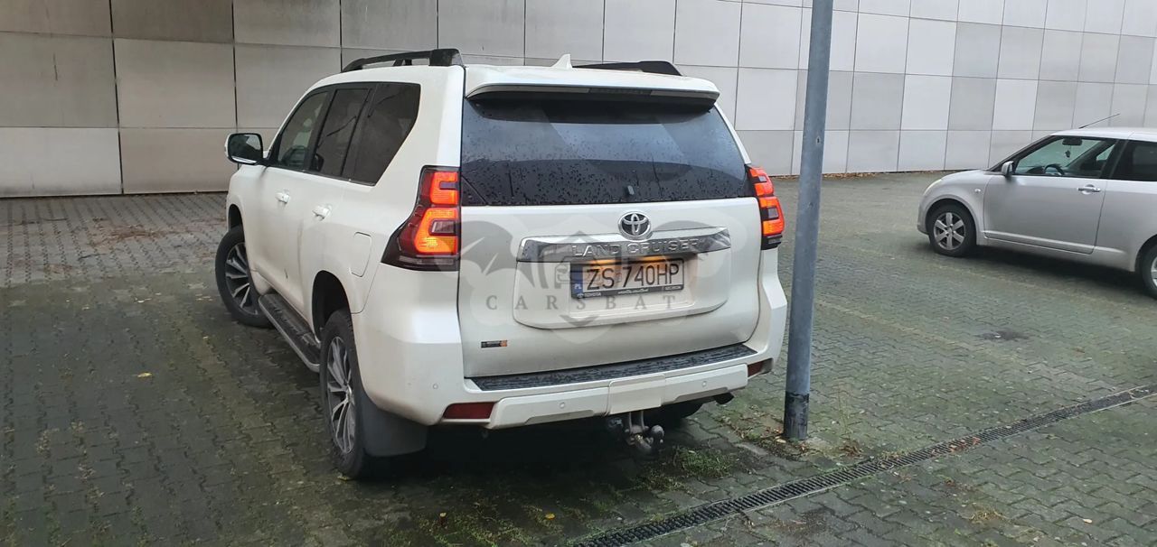 Toyota Land Cruiser VII LC 2.8 D-4D Invincible 2017