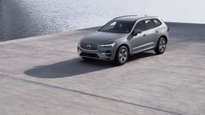 Volvo XC60 II B5 B AWD Core 2026