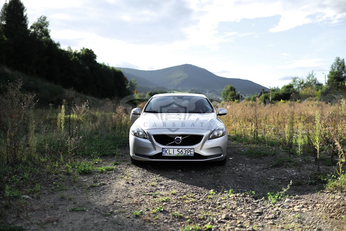 Volvo V40 II D2 Kinetic 2013