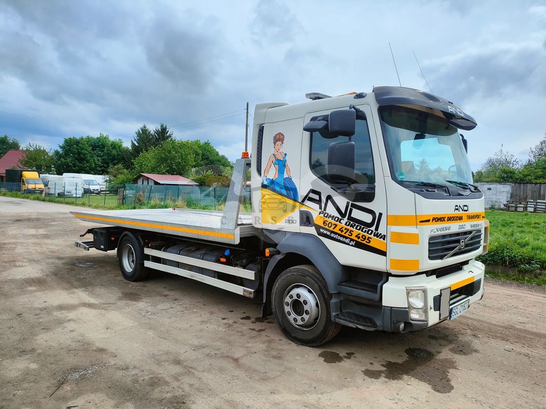 Volvo FL 2012