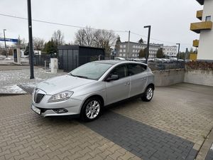 Lancia Delta 1.6 MultiJet 16v Silver 2009