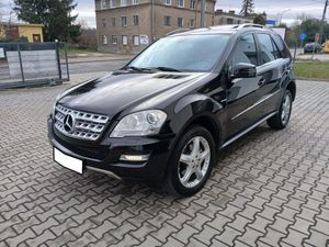 Mercedes-Benz ML W164 300 CDI 4Matic 7G-TRONIC DPF BlueEFFICIENCY Grand Edition 2011