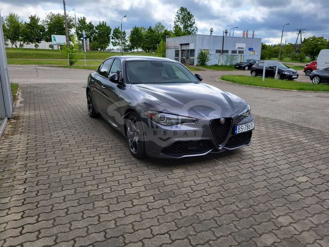 Alfa Romeo Giulia 2.0 Turbo 16V AT8-Q4 Veloce Ti 2018