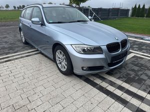 BMW 3 Series E90/E91/E92/E93 318d DPF Edition Lifestyle 2010