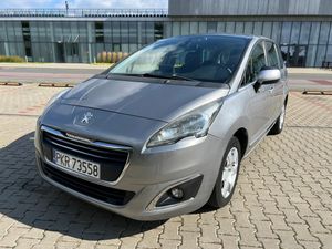 Peugeot 5008 I 2015