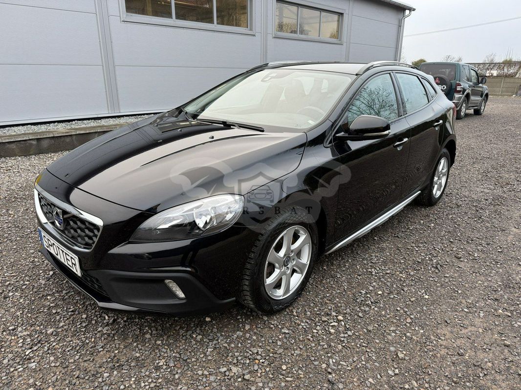 Volvo V40 2014