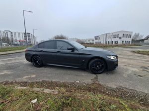 BMW 5 Series G30/G31 520d xDrive MHEV M Sport sport 2020