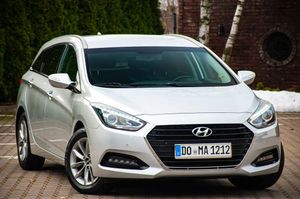 Hyundai i40 Kombi blue 1.7 CRDi DCT Premium 2015