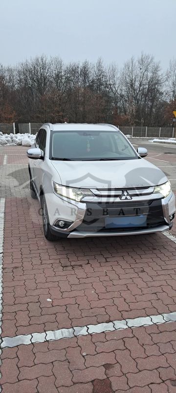 Mitsubishi Outlander III 2.0 Intense + 4WD CVT 2016