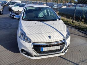 Peugeot 208 I PureTech 82 Stop & Start Signature 2019