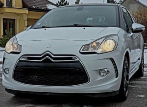 Citroën DS3 HDi 90 FAP SoChic 2011
