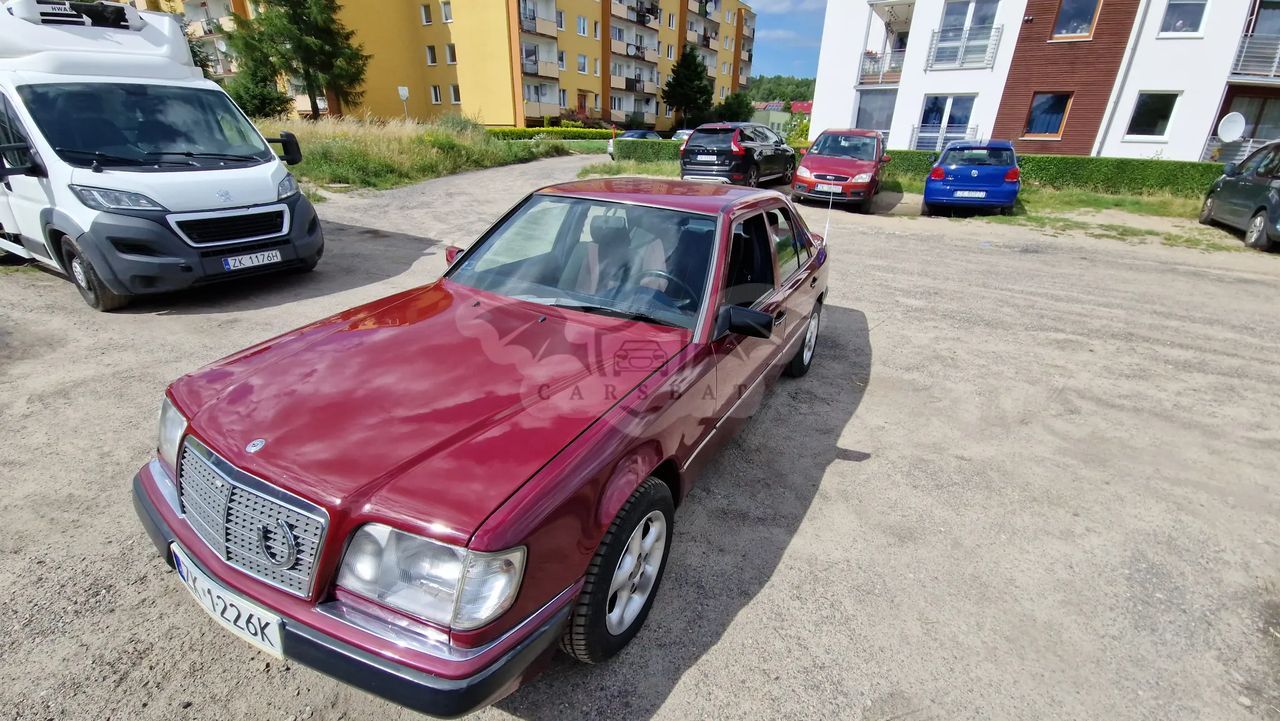 Mercedes-Benz E 1990