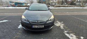 Opel Astra J 2011