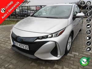 Toyota Prius V 2021