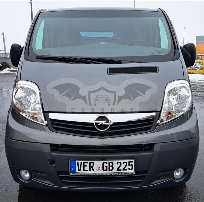 Opel Vivaro 2012