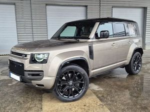 Land Rover Defender 2025